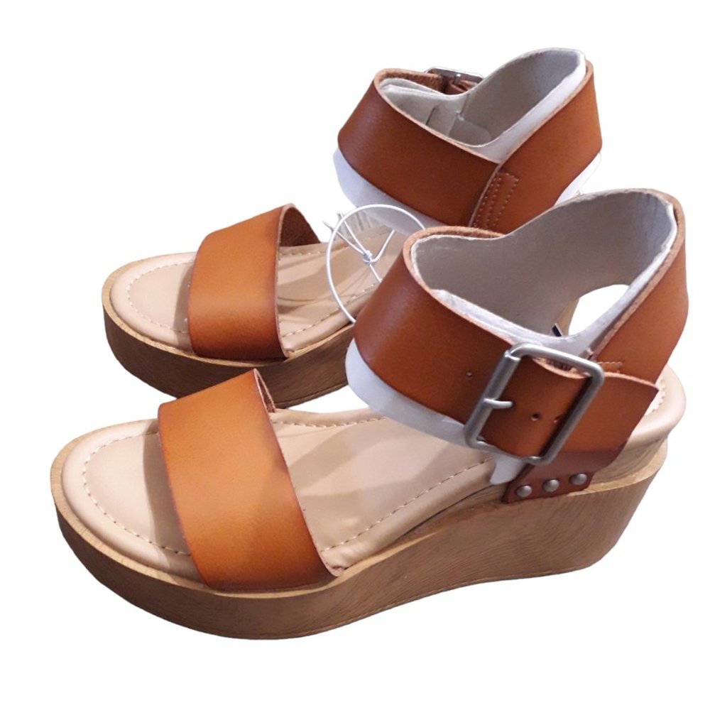 Zapatos para dama color carmelita tipo plataforma marca Ember Heels